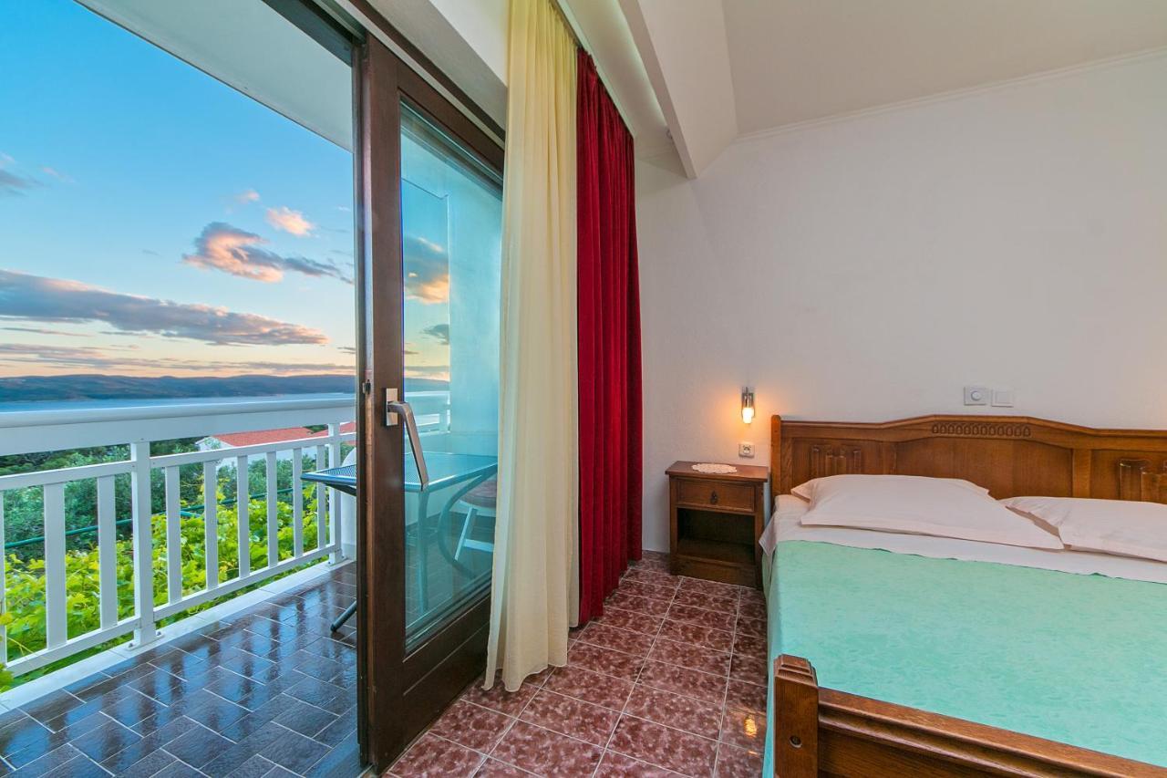 Adria Brela Apartments Bagian luar foto