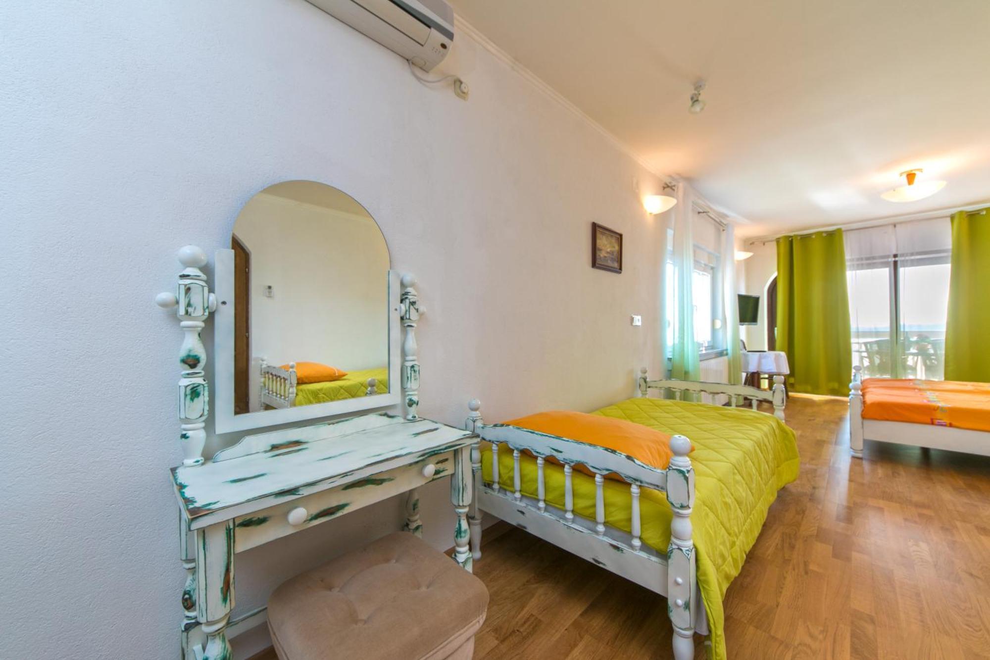 Adria Brela Apartments Ruang foto