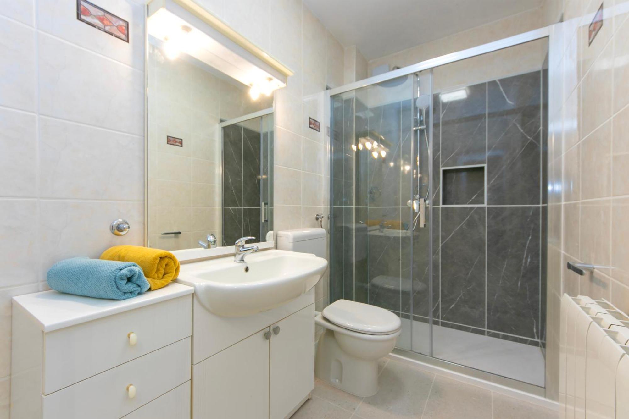 Adria Brela Apartments Bagian luar foto